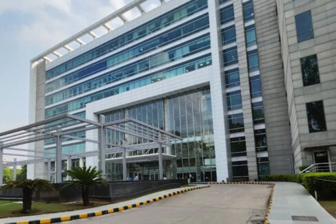 BPTP Park Centra, NH-8