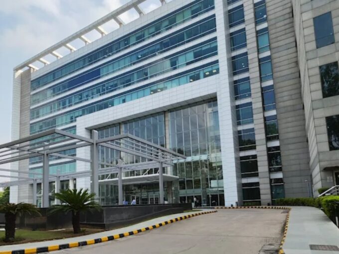 BPTP Park Centra, NH-8